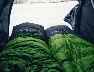 Conquering the Cold: A Guide to Staying Warm in Your Sleeping Bag While Night Camping